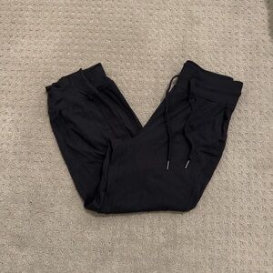 Lululemon ready to rulu cropped Black Jogger Pants